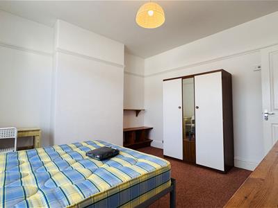 Picture 19